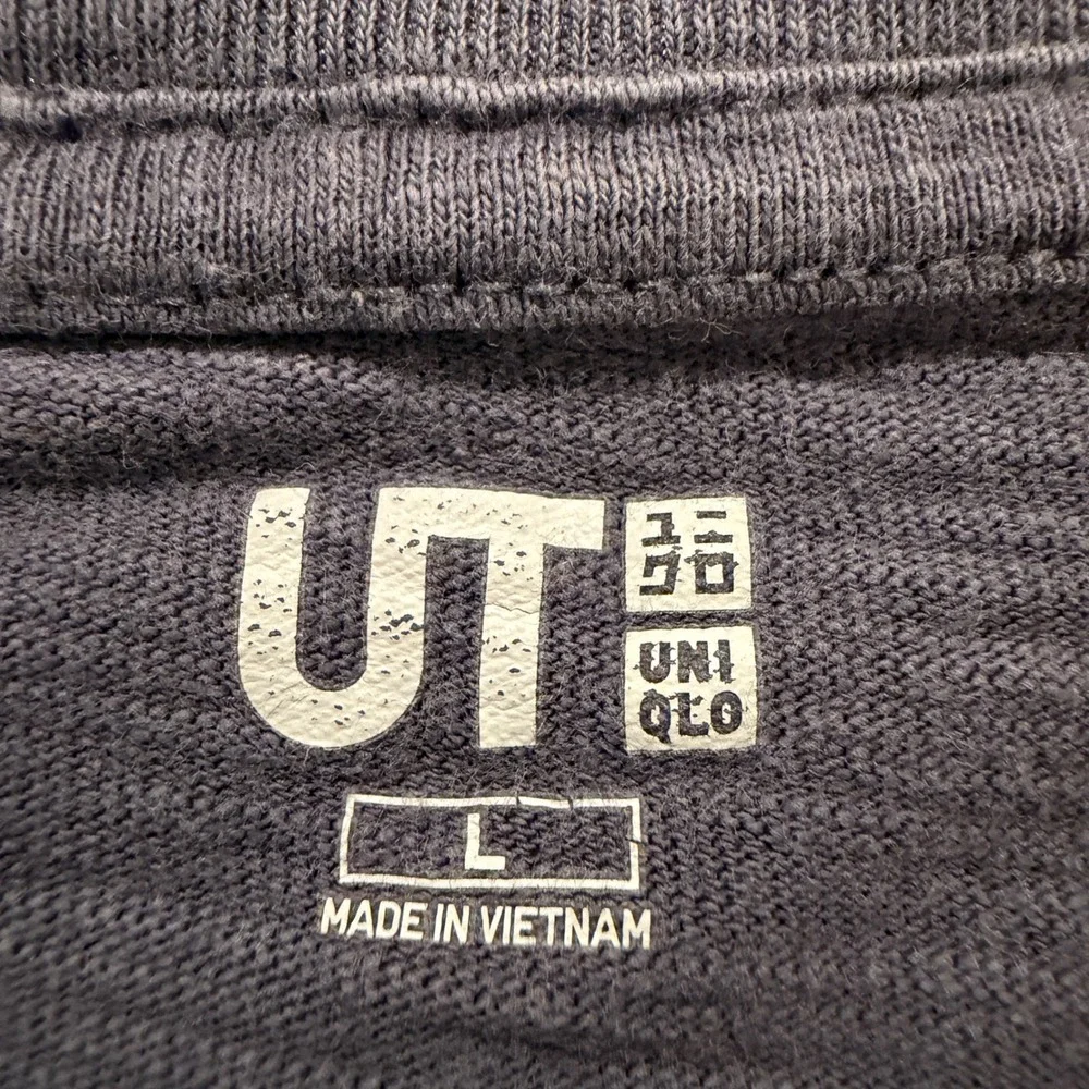 Uniqlo UT Hiroshige Edo Graphic T-Shirt Gray Cotton Large 341-447949(22-01)